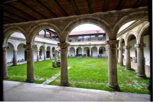Claustro de Ferreira de Pantón